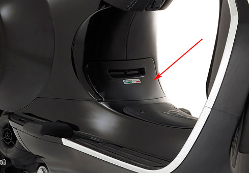 Ventil Piaggio Original Inspektionsklappe Beinschild Schwarz glänzend 94 Sprint 6736190090