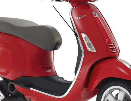 Zierleiste Piaggio Original Beinschild rechts Chrom Primavera, Sprint 673639