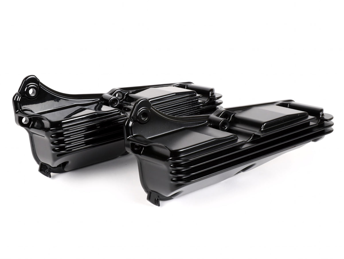 Ölwanne Moto Nostra schwarz seidenmatt für Vespa GTS HPE 300 / GTS Super 125 / GTS Super HPE 300 / GTS Super Sport 125 / GTV HPE 300 / Aprilia SR Max 125 / Gilera Nexus 125 / Piaggio Beverly 125 / 300 / MP3 125 / 300 / MP3 HPE 300