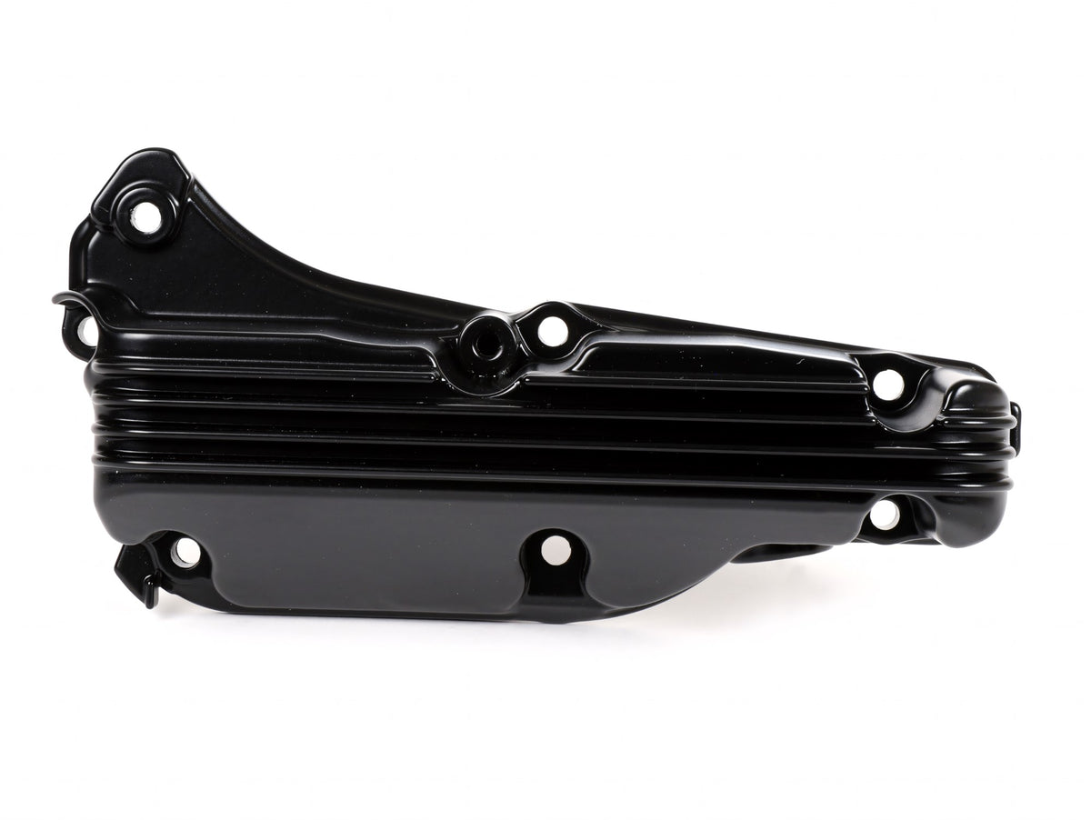Ölwanne Moto Nostra schwarz seidenmatt für Vespa GTS HPE 300 / GTS Super 125 / GTS Super HPE 300 / GTS Super Sport 125 / GTV HPE 300 / Aprilia SR Max 125 / Gilera Nexus 125 / Piaggio Beverly 125 / 300 / MP3 125 / 300 / MP3 HPE 300