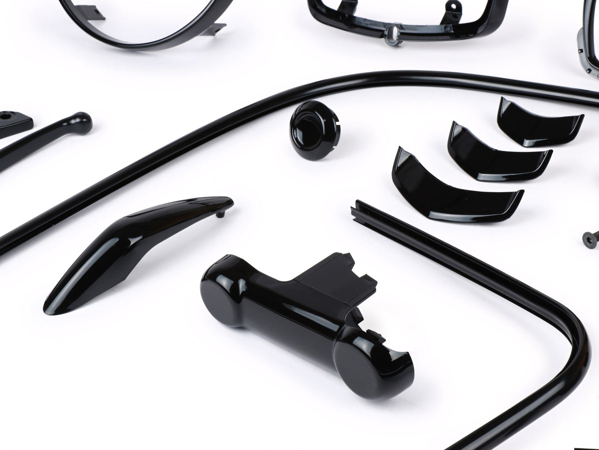 Styling-Kit Moto Nostra "Black Collection" schwarz glänzend für Vespa GTS 300 Super HPE Supertech, GTS 125 Super Supertech (ZAPMA3600, ZAPMA3700)